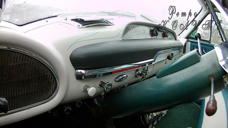 Nash Ambassador 1954